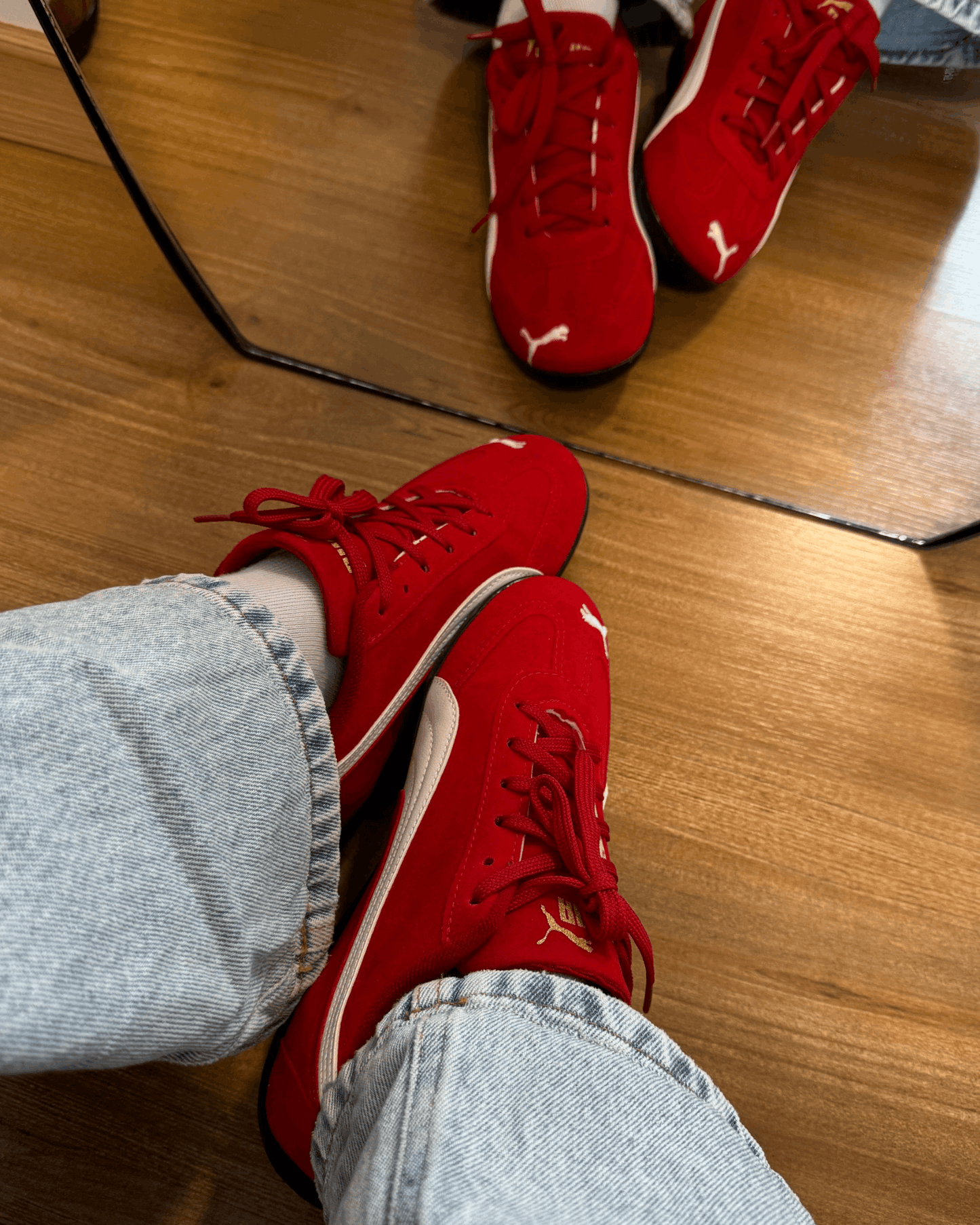Tênis Speed Cat Vermelho Feminino em Suede