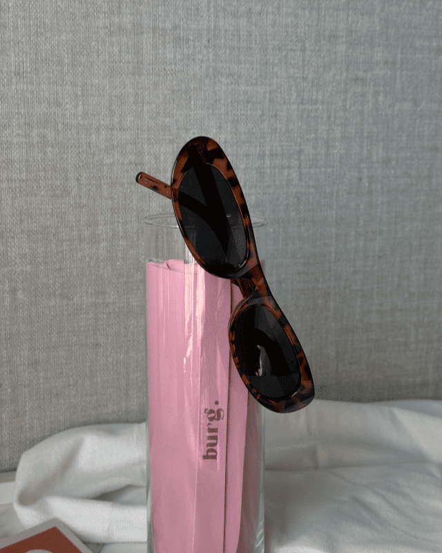 Óculos de Sol Hailey Feminino Estampa Tartaruga Retrô
