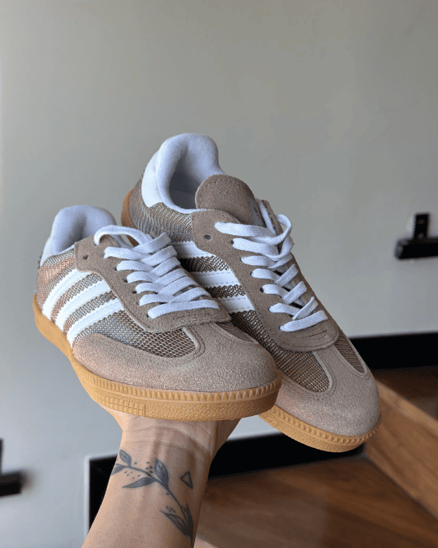 Tênis Samba Cardboard Nude Feminino em tecido knit e camurça com sola de borracha