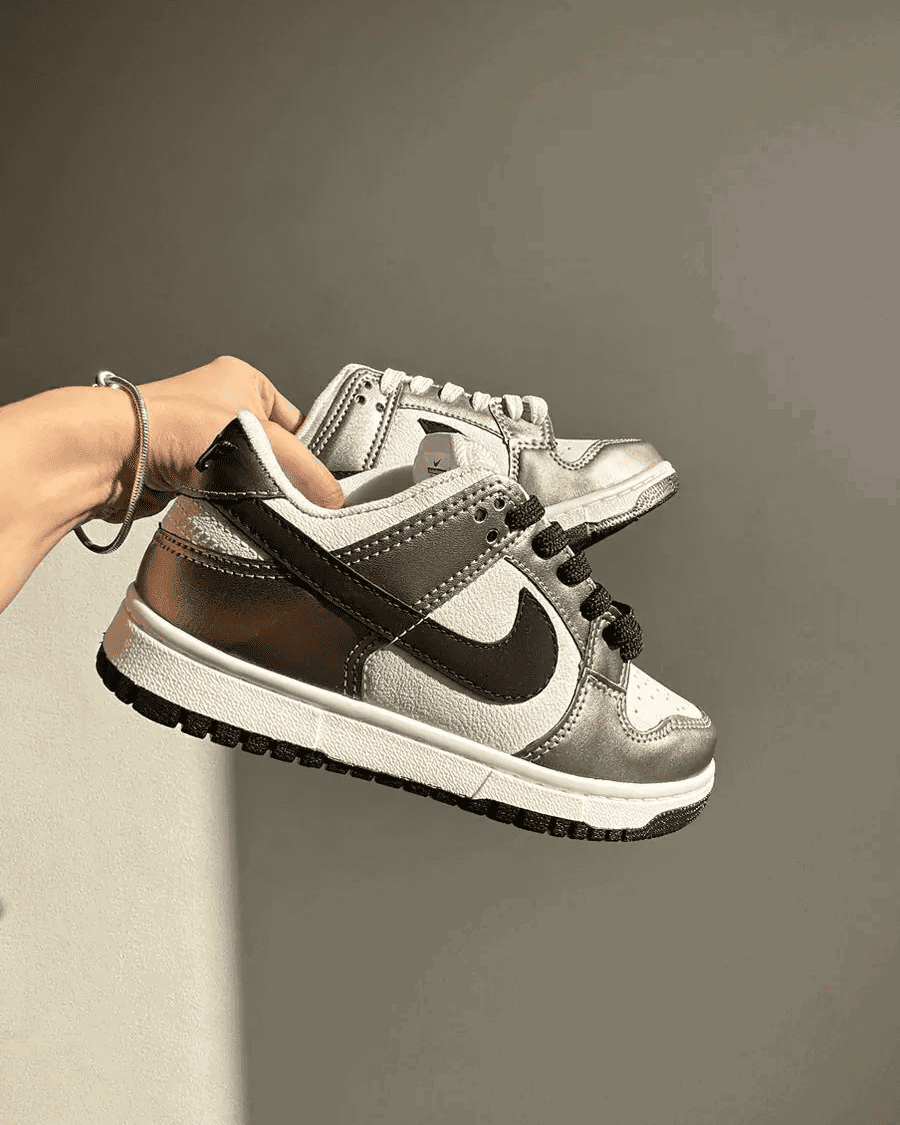 Tênis Dunk Chumbo e Preto Feminino Casual com Cadarço Duplo
