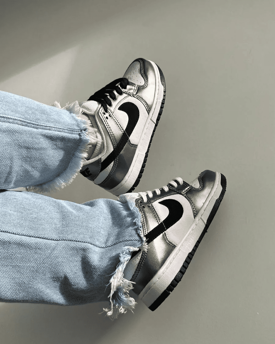 Tênis Dunk Chumbo e Preto Feminino Casual com Cadarço Duplo