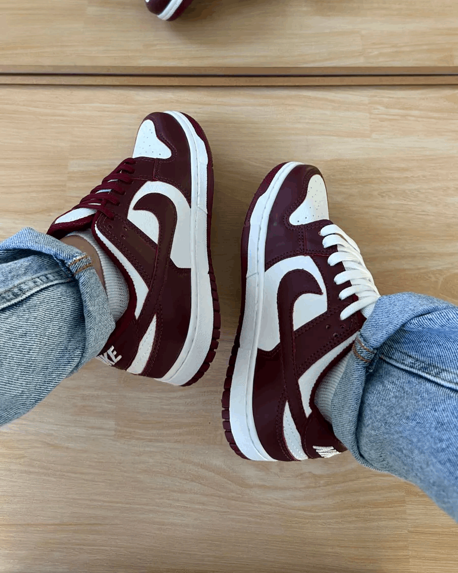 Tênis Dunk Vinho Feminino Casual Estiloso e Confortável