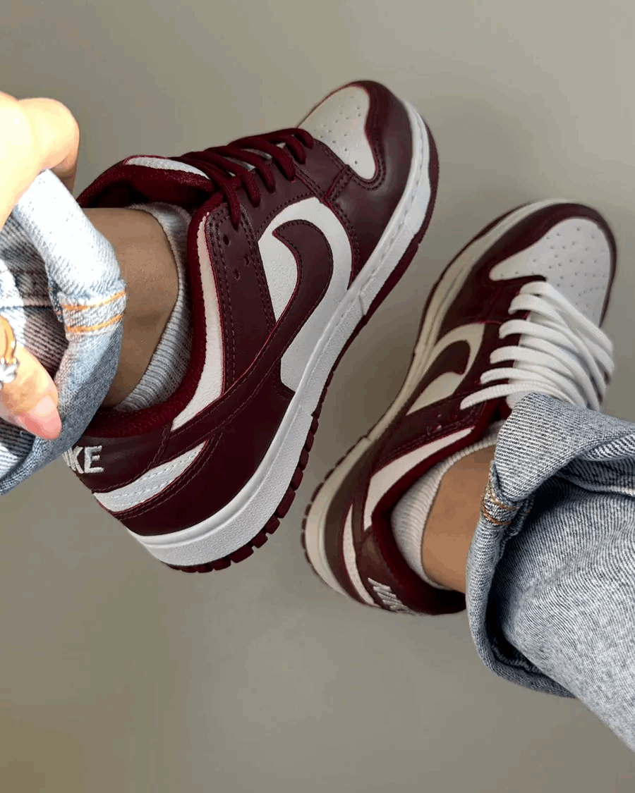 Tênis Dunk Vinho Feminino Casual Estiloso e Confortável