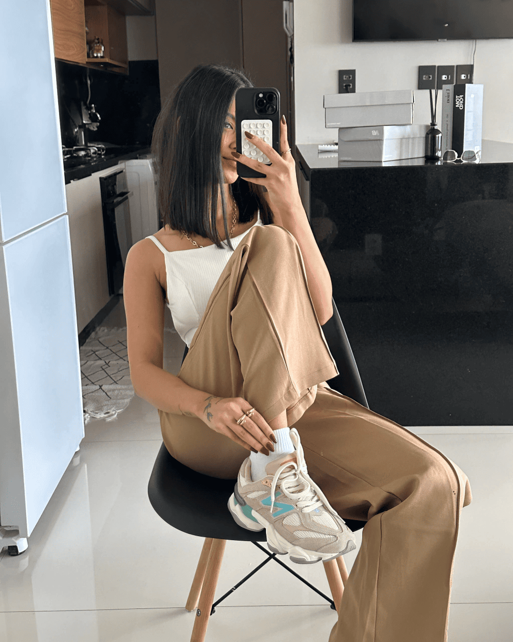 Tênis NB 9060 Bege Feminino em Camurça com Solado Anatômico