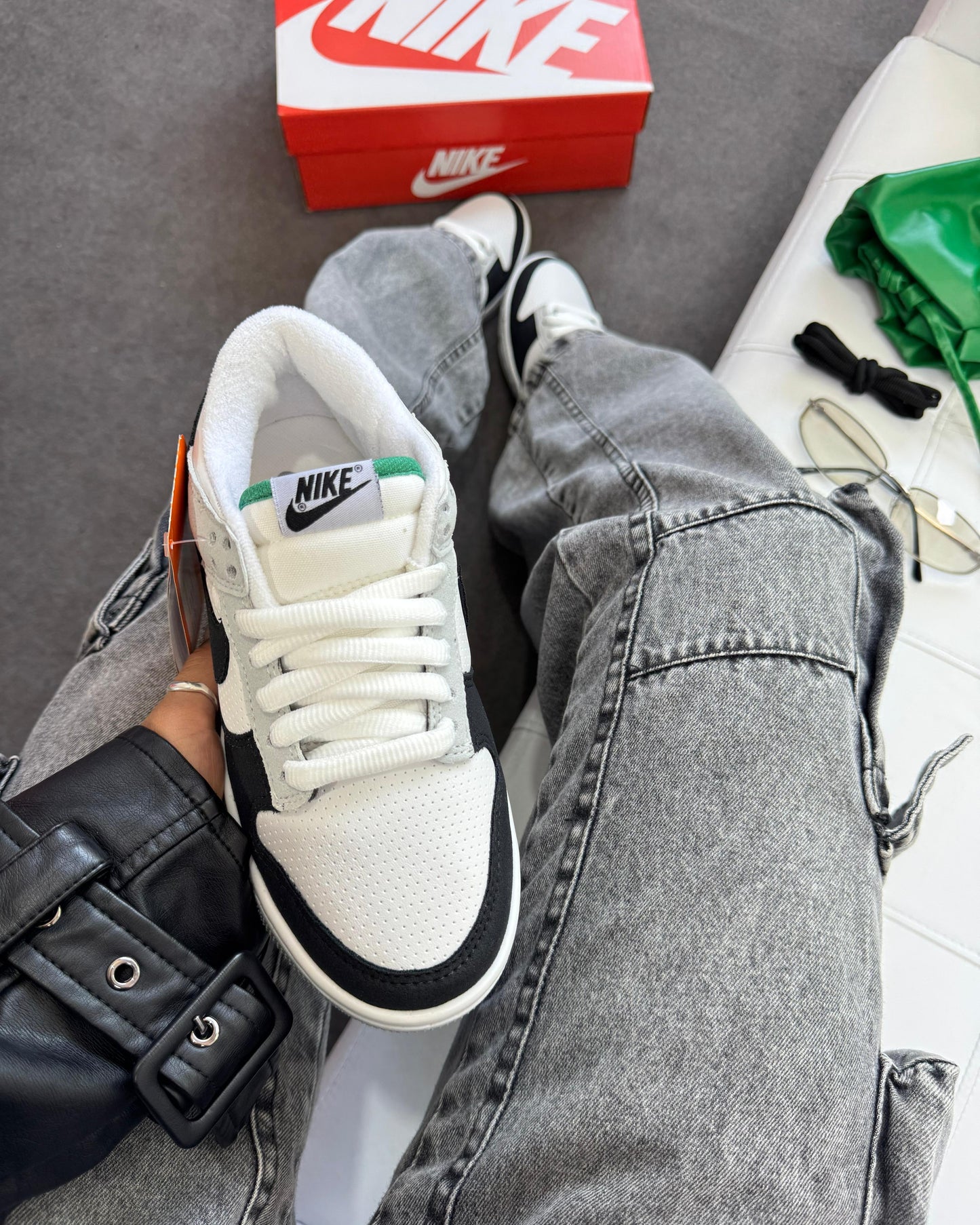 Tênis Dunk Cinza e Preto