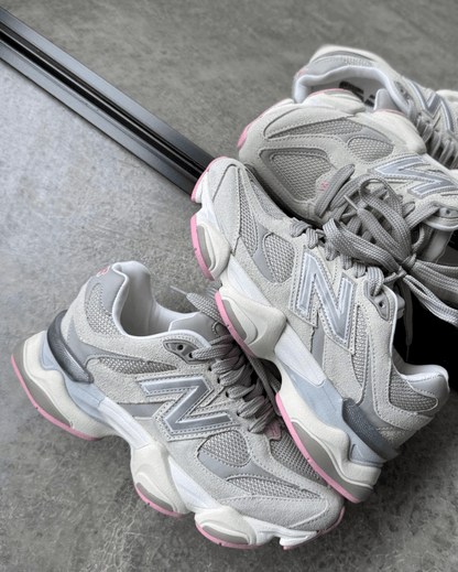 Tênis NB 9060 cinza feminino em camurça com solado anatômico rosa