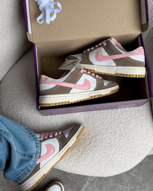 Tênis Dunk Marrom com Rosa Feminino com Cadarço Extra