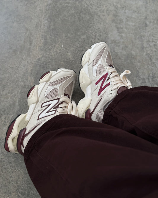 Tênis NB 9060 Off Bordo Feminino Casual