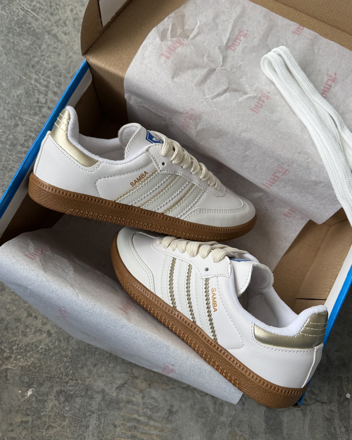 Tênis Samba Off White Dourado Sintetico