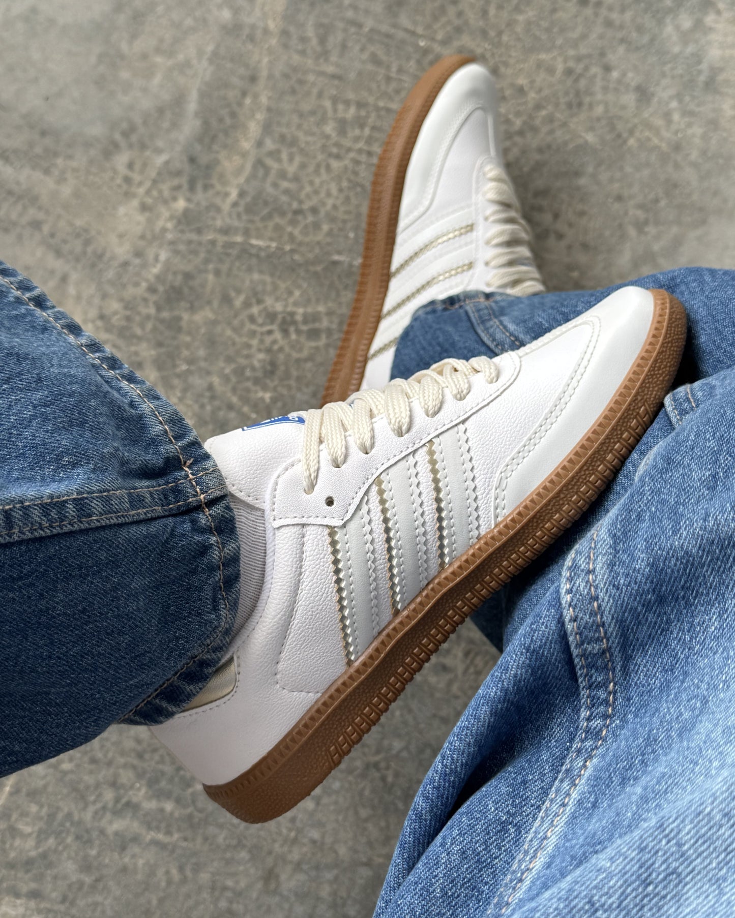 Tênis Samba Off White Dourado Sintetico