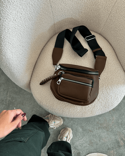 Bag Sophia Feminina Couro Ecológico Preta e Branca com Várias Repartições