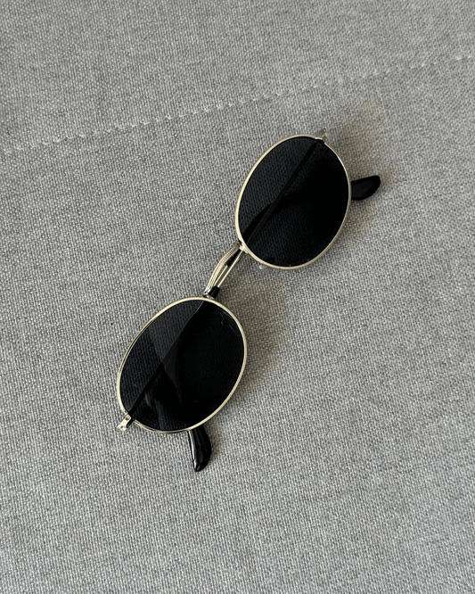 Óculos de Sol Oval Gabi Preto Feminino com Proteção UV