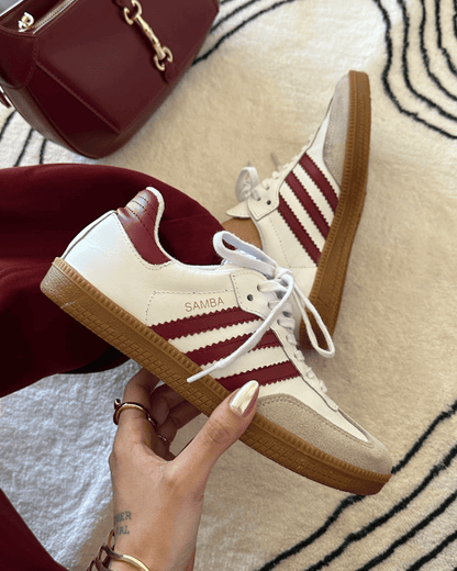 Tênis AD Samba Feminino Branco com Detalhes Vermelhos em Couro