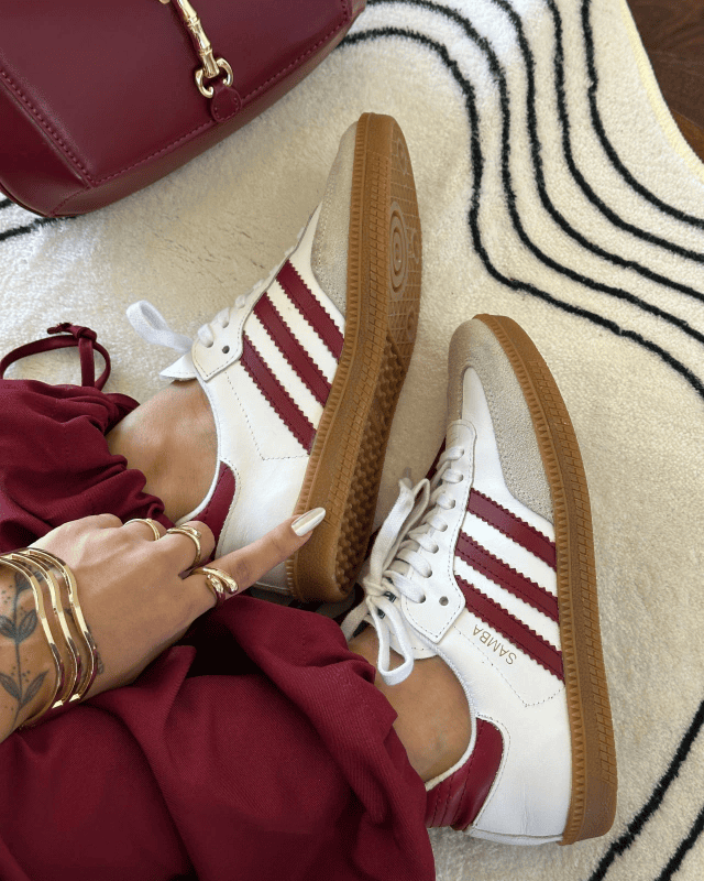 Tênis AD Samba Feminino Branco com Detalhes Vermelhos em Couro