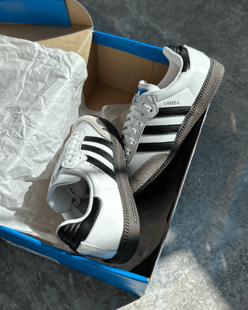 Tênis Samba OG Branco e Preto em Couro Legítimo com Design Retrô